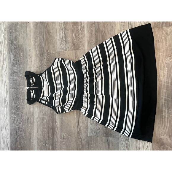 New Black White Stripe Peplum A line Dress Cocktail Formal size xs Event Womens - Picture 1 of 3